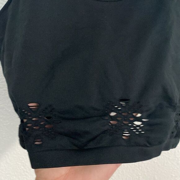 Colsie-black long line laser cut out lounge Bra- Size XL - Picture 2 of 6